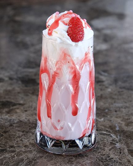 Çilekli Milkshake