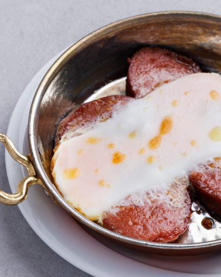 Sucuklu Yumurta