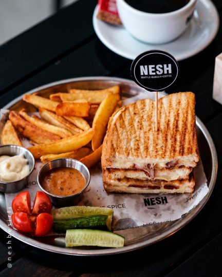 Sucuklu Tost